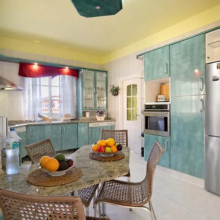 בית נופש Eveas *