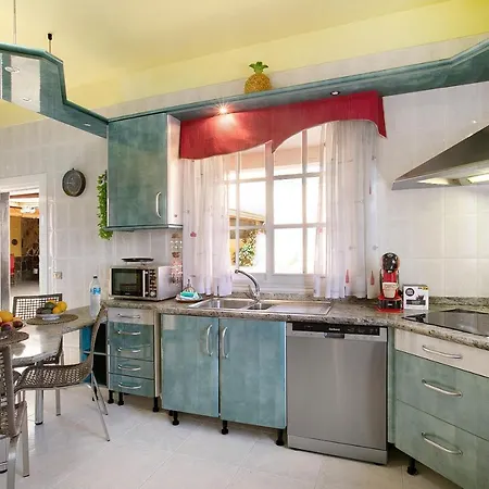 Eveas - With Pool In Tenerife Nyaraló *