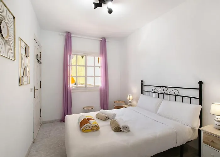 Eveas - With Pool In Tenerife Nyaraló Candelaria