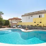 Eveas - With Pool In Tenerife Candelaria