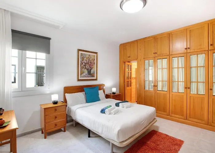 Eveas - With Pool In Tenerife Дом отдыха Канделария