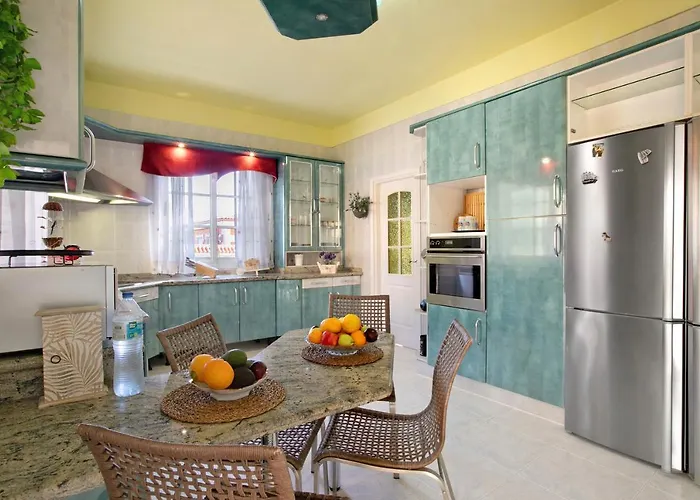 Дом отдыха Eveas - With Pool In Tenerife *